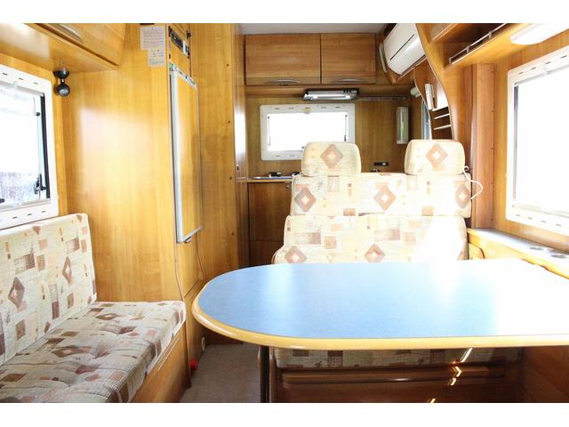 カムロード バンテック　ジル　４ＷＤ　家庭用エアコン　ＦＦヒーター　オーニング　トリプルサブバッテリー　走行充電　外部充電　１５００Ｗインバーター　トイレ　シャワー　温水ボイラー　３ＷＡＹ冷蔵庫　ＴＶ　エアサス　ワンオーナー車（2枚目）