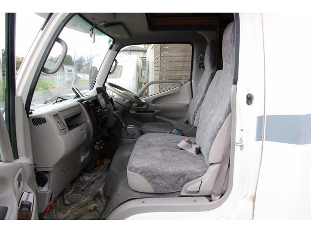 カムロード バンテック　ジル　４ＷＤ　家庭用エアコン　ＦＦヒーター　オーニング　トリプルサブバッテリー　走行充電　外部充電　１５００Ｗインバーター　トイレ　シャワー　温水ボイラー　３ＷＡＹ冷蔵庫　ＴＶ　エアサス　ワンオーナー車（45枚目）