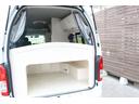 ＲＶビックフット　リトルノオクタービアＭ　ＦＦヒーター　１５００Ｗインバーター　冷蔵庫　ソーラーパネル（２枚）　シンク　ＩＨコンロ　レンジ　ツインサブＢＴ　走行充電　外部充電　マックスファン　フリップダウンモニター　リアスピーカー　１オーナー（45枚目）