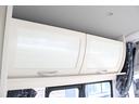 ＲＶビックフット　リトルノオクタービアＭ　ＦＦヒーター　１５００Ｗインバーター　冷蔵庫　ソーラーパネル（２枚）　シンク　ＩＨコンロ　レンジ　ツインサブＢＴ　走行充電　外部充電　マックスファン　フリップダウンモニター　リアスピーカー　１オーナー（50枚目）