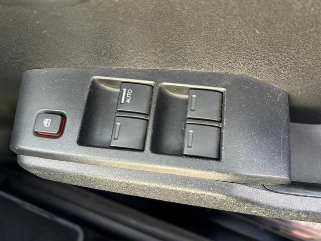 フィット Ｇ　ナビ　ＴＶ　バックカメラ　ＥＴＣ　アルミホイール　キーレスエントリー　衝突安全ボディ（18枚目）