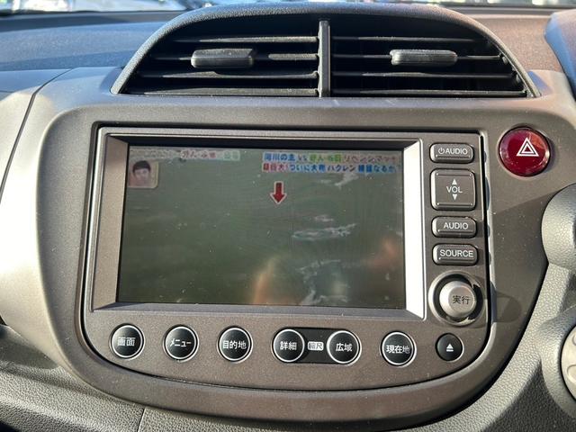 フィット Ｇ　ナビ　ＴＶ　バックカメラ　ＥＴＣ　アルミホイール　キーレスエントリー　衝突安全ボディ（19枚目）