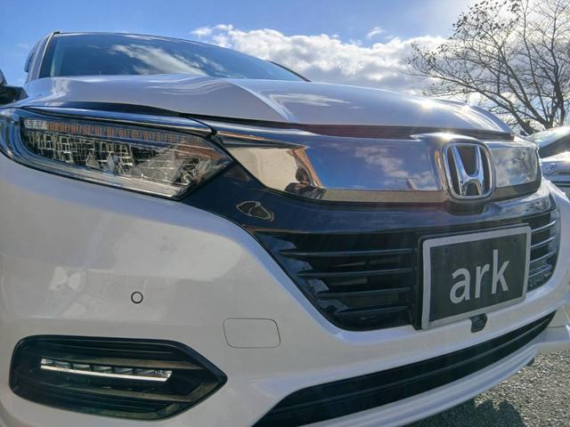 ヴェゼル ハイブリッドＺ・ホンダセンシング　純正ナビ　ＴＶ　ＥＴＣ　茶ハーフレザーシート　ドラレコ　純正１７ＡＷ　Ｂｌｕｅｔｏｏｔｈ　Ｂカメラ　ホンダセンシング　シートヒーター　Ｐスタート　スマートキー２個（5枚目）