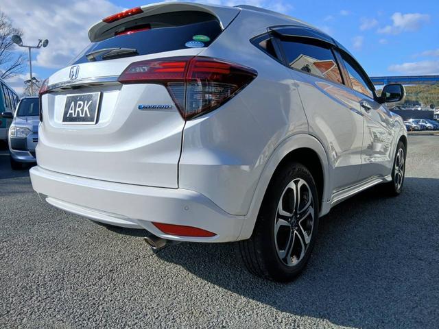 ヴェゼル ハイブリッドＺ・ホンダセンシング　純正ナビ　ＴＶ　ＥＴＣ　茶ハーフレザーシート　ドラレコ　純正１７ＡＷ　Ｂｌｕｅｔｏｏｔｈ　Ｂカメラ　ホンダセンシング　シートヒーター　Ｐスタート　スマートキー２個（8枚目）