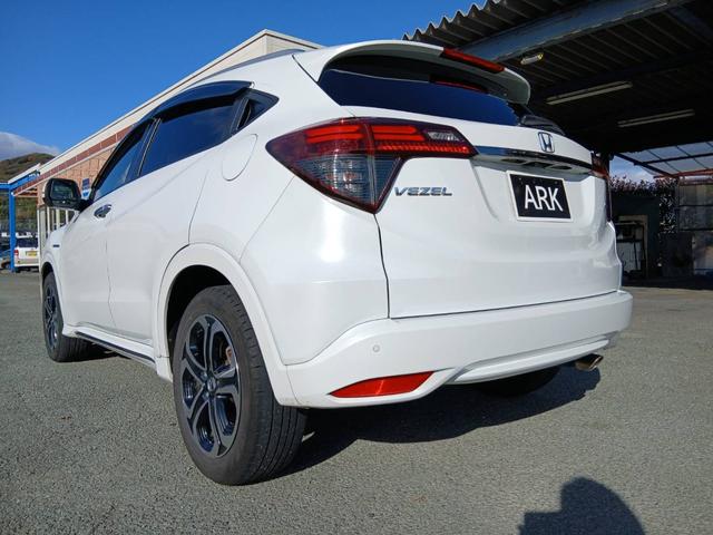 ヴェゼル ハイブリッドＺ・ホンダセンシング　純正ナビ　ＴＶ　ＥＴＣ　茶ハーフレザーシート　ドラレコ　純正１７ＡＷ　Ｂｌｕｅｔｏｏｔｈ　Ｂカメラ　ホンダセンシング　シートヒーター　Ｐスタート　スマートキー２個（10枚目）
