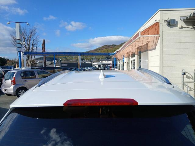 ヴェゼル ハイブリッドＺ・ホンダセンシング　純正ナビ　ＴＶ　ＥＴＣ　茶ハーフレザーシート　ドラレコ　純正１７ＡＷ　Ｂｌｕｅｔｏｏｔｈ　Ｂカメラ　ホンダセンシング　シートヒーター　Ｐスタート　スマートキー２個（12枚目）