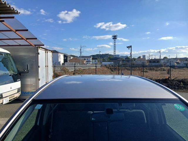 パッソ Ｘ　クツロギ　ナビ　ＴＶ　Ｂｌｕｅｔｏｏｔｈ接続　Ｂカメラ　ＥＴＣ　スマートキー　ベンチシート　盗難防止システム　ＡＢＳ　衝突安全ボディ（11枚目）