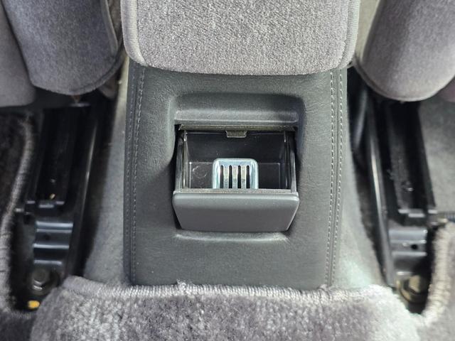 ビガー ２５Ｗ　ゼロファイター車高調　フジツボマフラー　社外アルミホイール　ＥＴＣ　キーレス　ＣＤ　車検令和８年６月　実走行１４（32枚目）