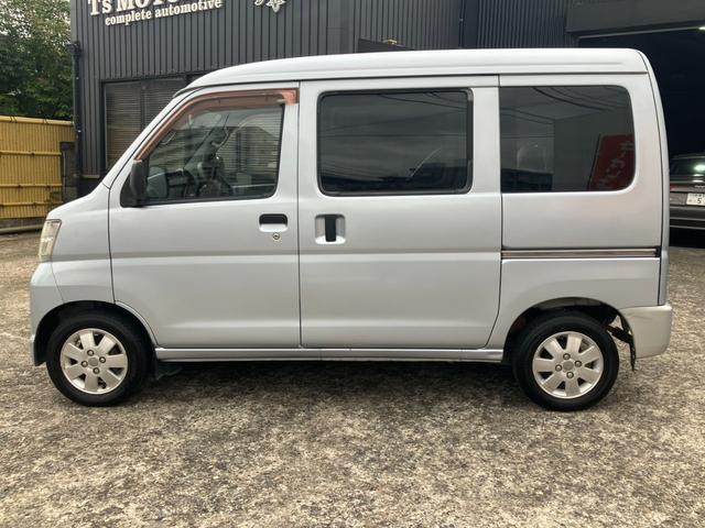 ハイゼットカーゴ スペシャル 車検9年4月 走行100800km CD アルミホイール エアコン リアヒーター レベライザー パワーウィンドウ(11枚目)