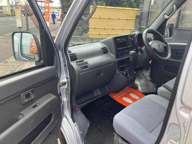 ハイゼットカーゴ スペシャル 車検9年4月 走行100800km CD アルミホイール エアコン リアヒーター レベライザー パワーウィンドウ(12枚目)