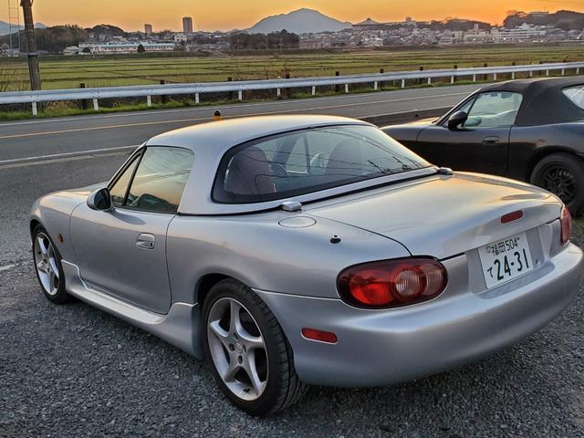 ロードスター ＲＳ－ＩＩ　テイン車高調　ＯＳ技研ＬＳＤ　ＥＴＣ　キーレス　エアバッグ　ＡＣ　ＰＳ　ＰＷ　６速マニュアル　型式ＮＢ８Ｃ（7枚目）