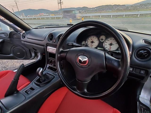 ロードスター ＲＳ－ＩＩ　テイン車高調　ＯＳ技研ＬＳＤ　ＥＴＣ　キーレス　エアバッグ　ＡＣ　ＰＳ　ＰＷ　６速マニュアル　型式ＮＢ８Ｃ（12枚目）