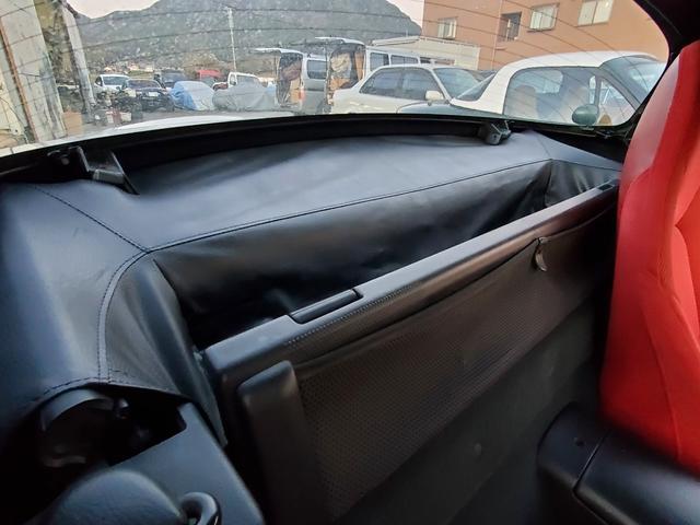 ロードスター ＲＳ－ＩＩ　テイン車高調　ＯＳ技研ＬＳＤ　ＥＴＣ　キーレス　エアバッグ　ＡＣ　ＰＳ　ＰＷ　６速マニュアル　型式ＮＢ８Ｃ（14枚目）