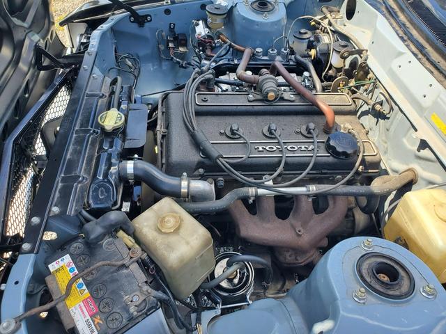 セリカカムリ ベースグレード　ダルマセリカ　（ダークグリーンメタリック）２ＴＧ　エンジンＯＨ　外装レストア済み（16枚目）