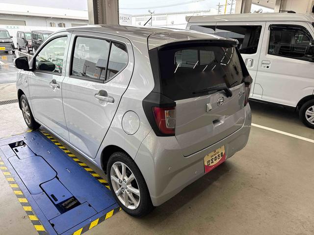 ミライース Ｇ　ＳＡＩＩＩ　インパネシフト　オートエアコン　スマートキー　オートマチックハイビーム　ＡＢＳ　誤発進抑制　車線逸脱　アルミホイール　運転席エアバッグ　助手席エアバッグ（8枚目）