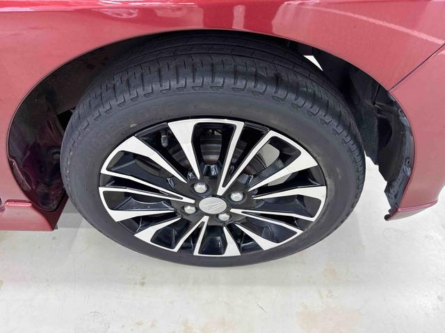 タント カスタムＲＳセレクション　ターボ車　インパネシフト　プッシュスタートスイッチ　電子カードキー　アルミホイール　衝突軽減Ｂ　車線逸脱　両側電動スライドＤ（22枚目）