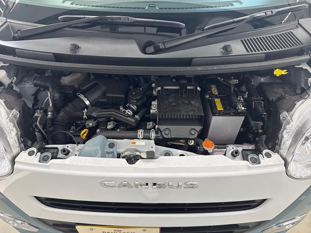ムーヴキャンバス ストライプスＧターボ　ターボ車　インパネシフト　プッシュスタートスイッチ　電子カードキー　電動パーキングブレーキ　左右オートスライド　レーダーブレーキ　オートハイビーム　レーンキープ　ＡＢＳ（17枚目）