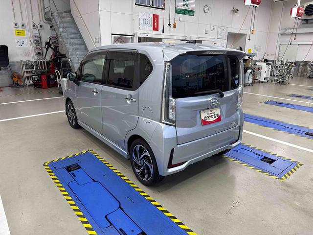 ムーヴ カスタム　ＲＳ　ハイパーＳＡＩＩＩ　ターボエンジン　インパネシフト　プッシュスタートスイッチ　電子カードキー　衝突回避支援システム　アルミホイール　レーンアシスト（8枚目）