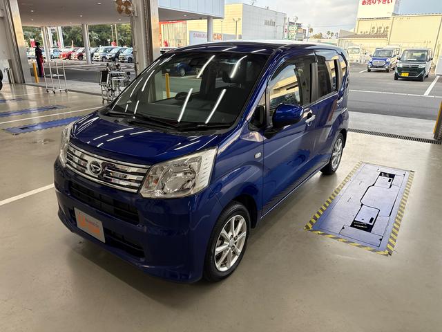 ムーヴ Ｘリミテッド　ＳＡＩＩＩ　インパネシフト　プッシュスタートスイッチ　電子カードキー　アルミホイール　ＡＢＳ　衝突被害軽減システム　オートエアコン　レーンアシスト（6枚目）