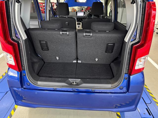 ムーヴ Ｘリミテッド　ＳＡＩＩＩ　インパネシフト　プッシュスタートスイッチ　電子カードキー　アルミホイール　ＡＢＳ　衝突被害軽減システム　オートエアコン　レーンアシスト（17枚目）