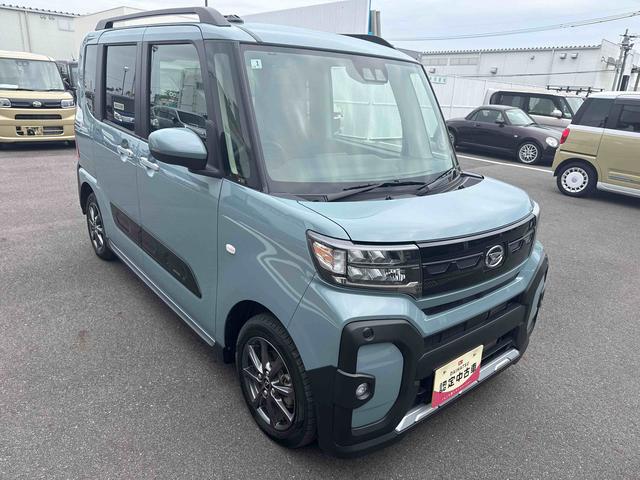 タント ファンクロス　インパネシフト　プッシュスタートスイッチ　電子カードキー　電動パーキングブレーキ　電動スライドドア　衝突軽減システム　レーンキープアシスト　ＡＢＳ　アルミホイール（6枚目）