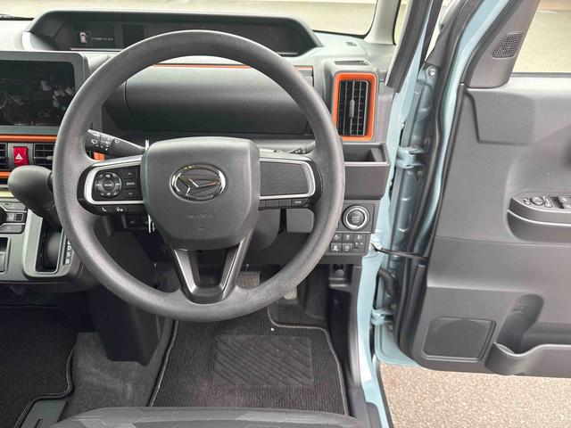 タント ファンクロス　インパネシフト　プッシュスタートスイッチ　電子カードキー　電動パーキングブレーキ　電動スライドドア　衝突軽減システム　レーンキープアシスト　ＡＢＳ　アルミホイール（16枚目）