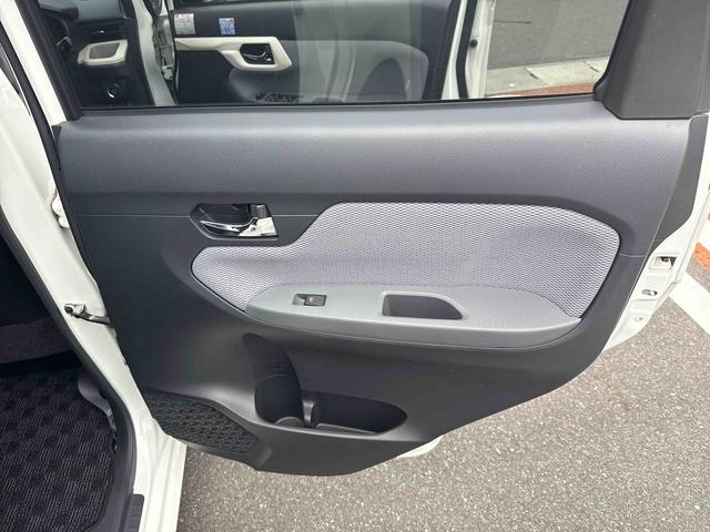 ムーヴ Ｘターボ　ＳＡ　ターボ　インパネシフト　プッシュスタートスイッチ　電子カードキー　衝突被害軽減システム　ＡＢＳ　　　アルミホイール（26枚目）