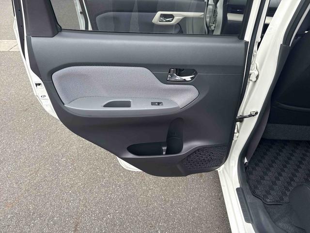 ムーヴ Ｘターボ　ＳＡ　ターボ　インパネシフト　プッシュスタートスイッチ　電子カードキー　衝突被害軽減システム　ＡＢＳ　　　アルミホイール（28枚目）