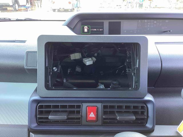 タント Ｘ　インパネシフト　プッシュスタートスイッチ　電子カードキー　電動パーキングブレーキ　両側スライド片側電動　ＡＢＳ　衝突被害軽減システム（10枚目）