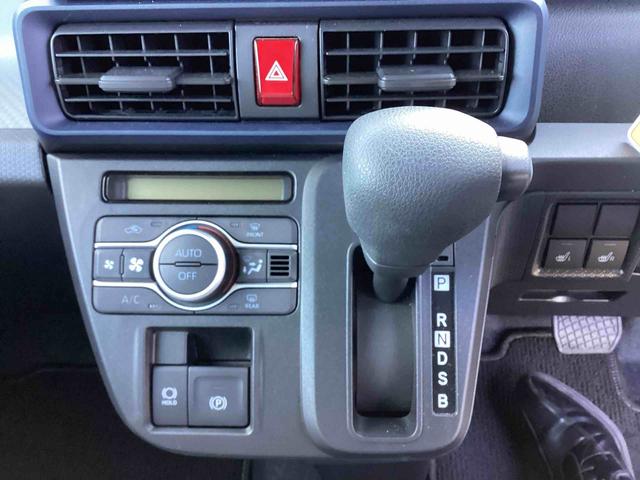 タント Ｘ　インパネシフト　プッシュスタートスイッチ　電子カードキー　電動パーキングブレーキ　両側スライド片側電動　ＡＢＳ　衝突被害軽減システム（11枚目）