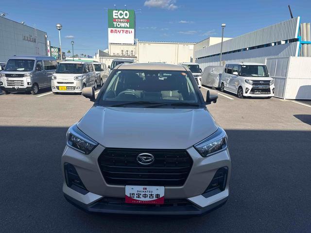 ロッキー プレミアム　フロアＣＶＴ　衝突軽減システム　車線逸脱警報　アルミホイール　オートハイビーム　ＡＢＳ　ターボ車（2枚目）