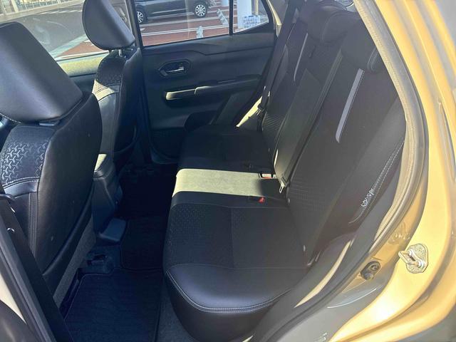 ロッキー プレミアム　フロアＣＶＴ　衝突軽減システム　車線逸脱警報　アルミホイール　オートハイビーム　ＡＢＳ　ターボ車（14枚目）