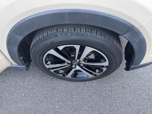 ロッキー プレミアム　フロアＣＶＴ　衝突軽減システム　車線逸脱警報　アルミホイール　オートハイビーム　ＡＢＳ　ターボ車（19枚目）