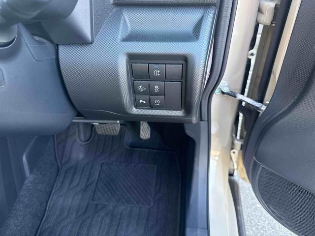 ロッキー プレミアム　フロアＣＶＴ　衝突軽減システム　車線逸脱警報　アルミホイール　オートハイビーム　ＡＢＳ　ターボ車（25枚目）