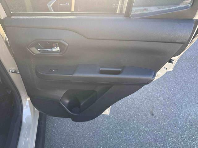 ロッキー プレミアム　フロアＣＶＴ　衝突軽減システム　車線逸脱警報　アルミホイール　オートハイビーム　ＡＢＳ　ターボ車（27枚目）