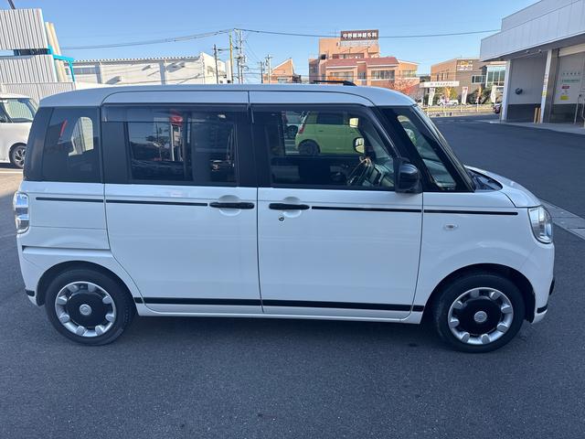 ムーヴキャンバス ＧブラックアクセントＶＳ　ＳＡＩＩＩ　インパネシフト　プッシュスタートスイッチ　電子カードキー　ブレーキサポート　レーンキープ　両側電動ドア　オートマチックハイビーム　ＡＢＳ（5枚目）