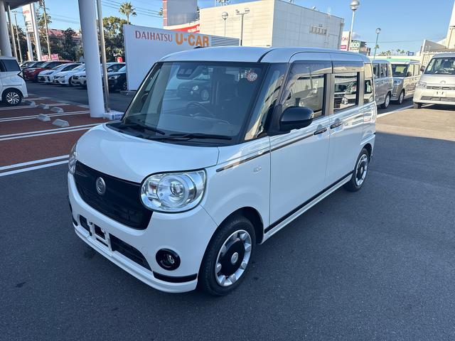 ムーヴキャンバス ＧブラックアクセントＶＳ　ＳＡＩＩＩ　インパネシフト　プッシュスタートスイッチ　電子カードキー　ブレーキサポート　レーンキープ　両側電動ドア　オートマチックハイビーム　ＡＢＳ（7枚目）