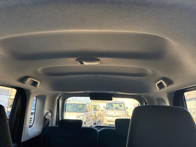 ムーヴキャンバス ＧブラックアクセントＶＳ　ＳＡＩＩＩ　インパネシフト　プッシュスタートスイッチ　電子カードキー　ブレーキサポート　レーンキープ　両側電動ドア　オートマチックハイビーム　ＡＢＳ（12枚目）