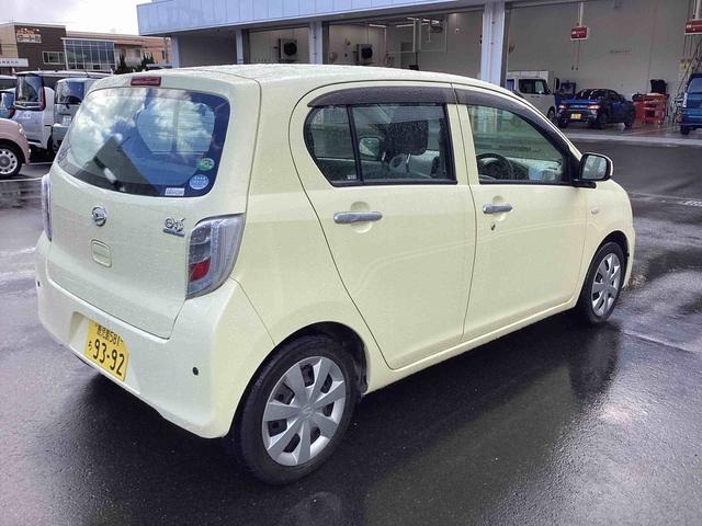 ミライース Ｌ　ＳＡ　インパネシフト　リモコンキー　ＣＤプレーヤー　衝突被害軽減システム　ＡＢＳ　デュアルエアバック（8枚目）