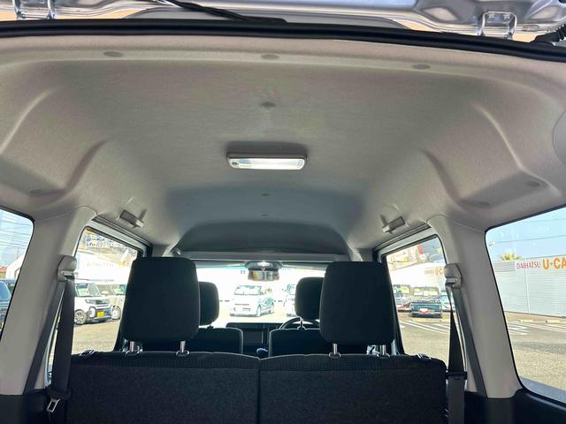 ハイゼットカーゴ クルーズターボＳＡＩＩＩ　ターボ車　４ＷＤ車　インパネオートマ　フォグランプ　リモコンキー　両側スライドドア　衝突被害軽減システム　エアコン　パワステ（12枚目）