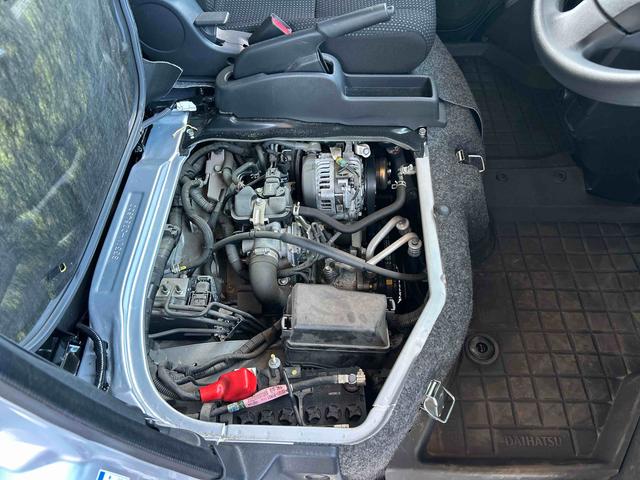 ハイゼットカーゴ クルーズターボＳＡＩＩＩ　ターボ車　４ＷＤ車　インパネオートマ　フォグランプ　リモコンキー　両側スライドドア　衝突被害軽減システム　エアコン　パワステ（17枚目）