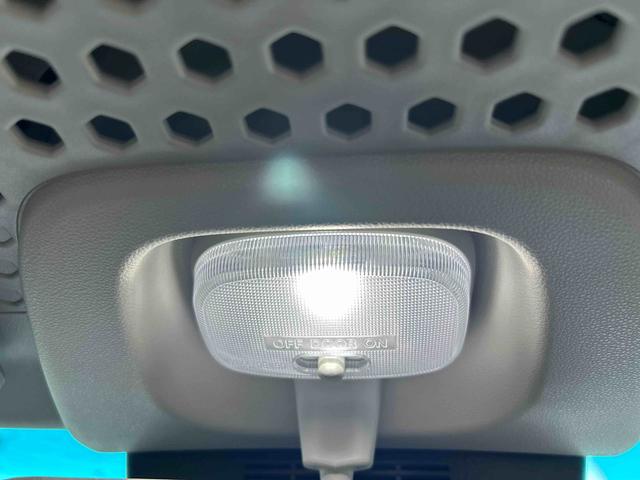 ハイゼットカーゴ クルーズターボＳＡＩＩＩ　ターボ車　４ＷＤ車　インパネオートマ　フォグランプ　リモコンキー　両側スライドドア　衝突被害軽減システム　エアコン　パワステ（38枚目）