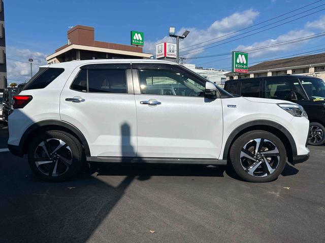 �E���ʂ���̉摜�ł���