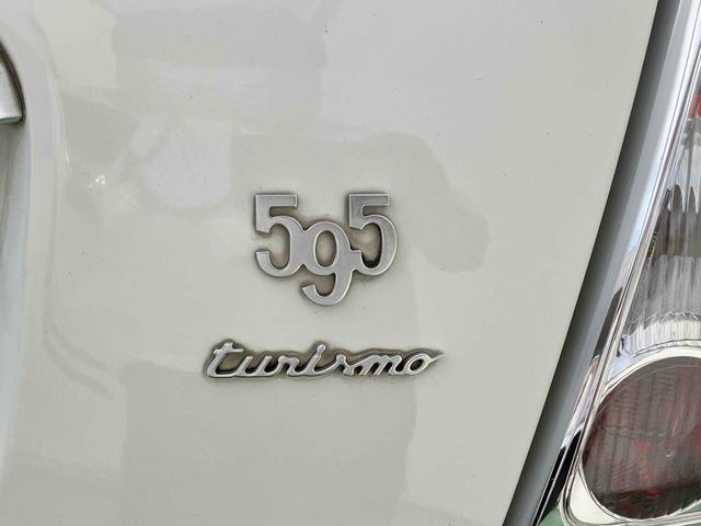 アバルト５９５ ツーリズモ　クリアランスソナー　アルミホイール　レッドレザーシート　パドルシフト　キーレスエントリー　ＡＴ　ＡＢＳ　ＣＤオーディオ　ＨＩＤヘッドライト（36枚目）