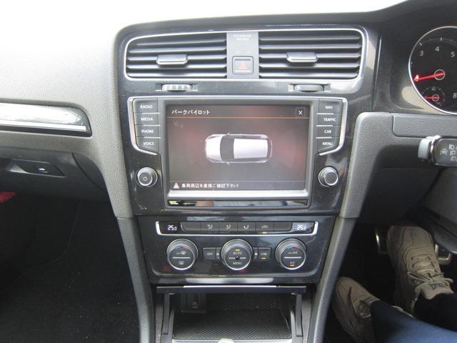 ゴルフＧＴＩ ベースグレード　１７インチアルミホイール　ドライブレコーダー　ナビ　フルセグＴＶ　スマートキー　ＥＴＣ　ワンオーナー（2枚目）