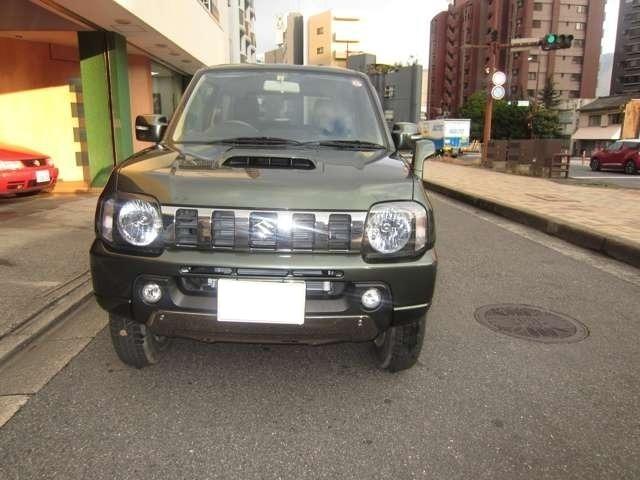 ジムニー ランドベンチャー　４ＷＤ　キーレスエントリー　カーナビ　ＥＴＣ　ワンオーナー　禁煙車（3枚目）