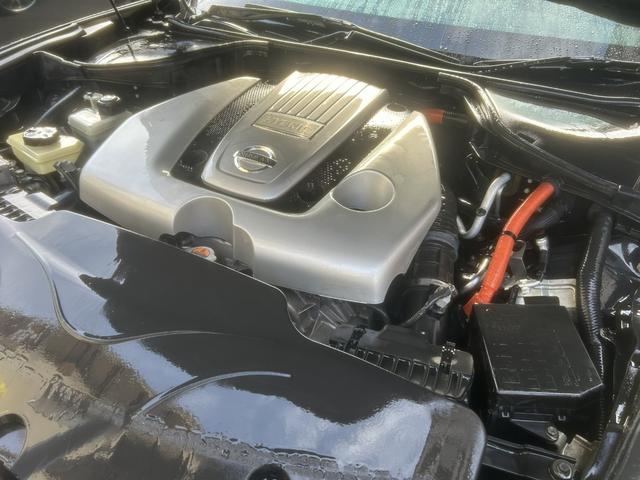 フーガハイブリッド ベースグレード スマートキー BOSEサウンド 本革シート AFS ナビ TV Bluetooth ローダウン WORKシュバート20インチアルミ Bカメラ ETC(18枚目)