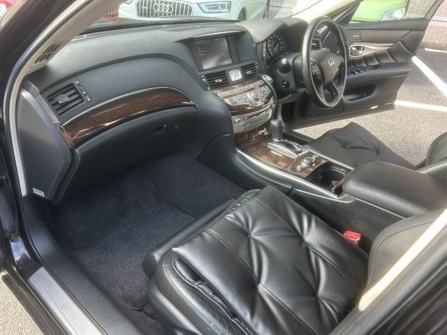 フーガハイブリッド ベースグレード スマートキー BOSEサウンド 本革シート AFS ナビ TV Bluetooth ローダウン WORKシュバート20インチアルミ Bカメラ ETC(25枚目)