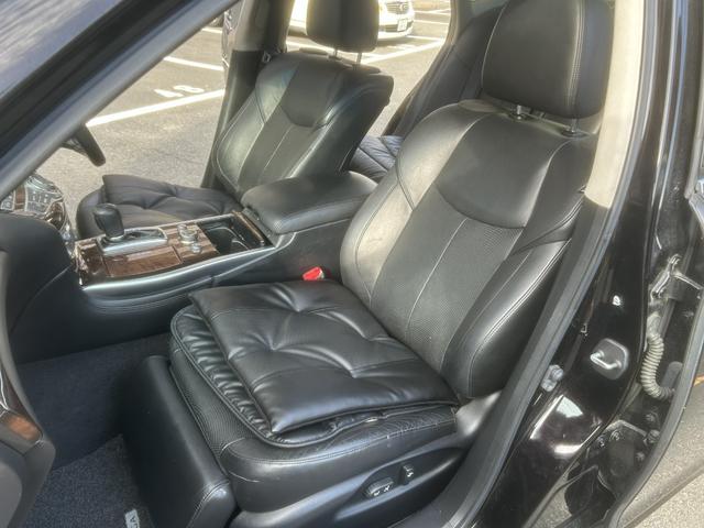 フーガハイブリッド ベースグレード スマートキー BOSEサウンド 本革シート AFS ナビ TV Bluetooth ローダウン WORKシュバート20インチアルミ Bカメラ ETC(26枚目)