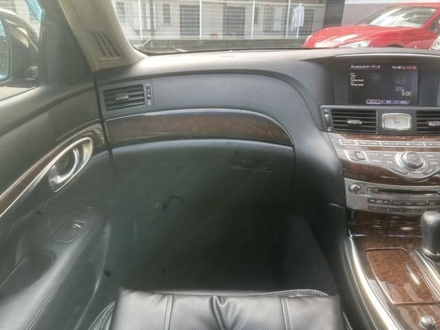 フーガハイブリッド ベースグレード スマートキー BOSEサウンド 本革シート AFS ナビ TV Bluetooth ローダウン WORKシュバート20インチアルミ Bカメラ ETC(33枚目)